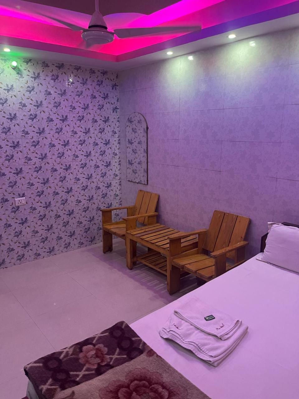 Lodge Babul Kolkata Exterior photo